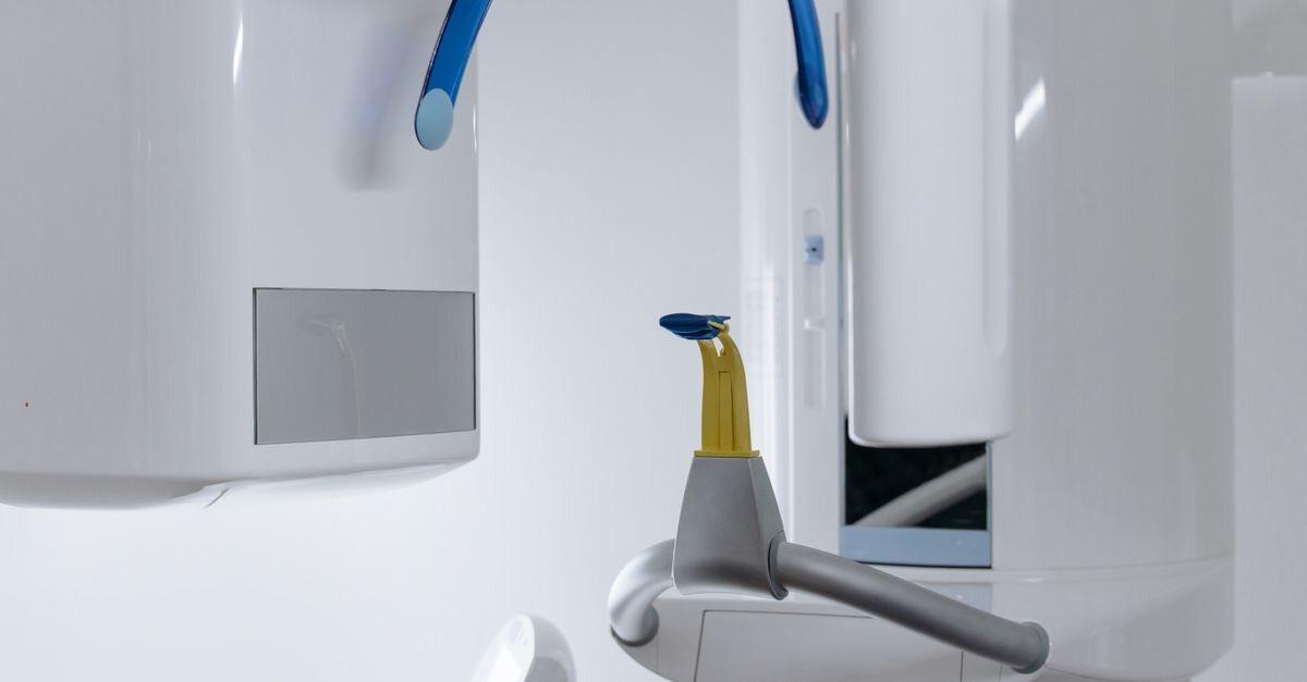 Implantes dentales en el extranjero: guía completa